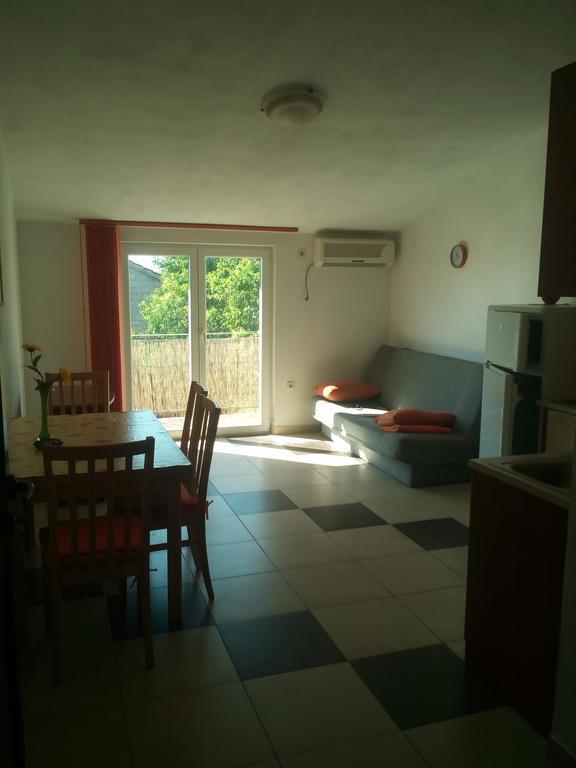 Apartmani Kapitanovic 比奥格勒·纳·莫鲁 外观 照片