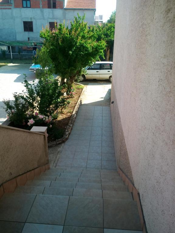 Apartmani Kapitanovic 比奥格勒·纳·莫鲁 外观 照片